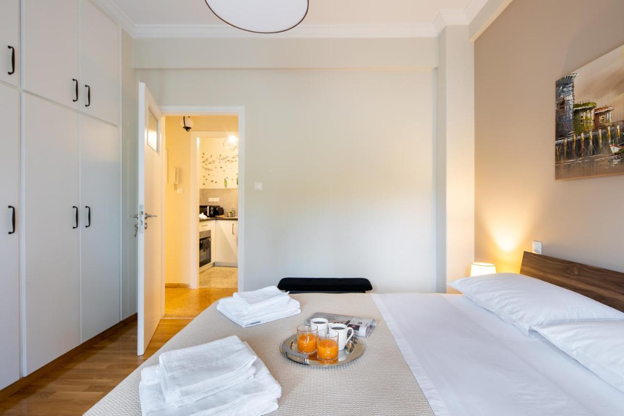 Renovated Apartment Near Acropolis Athena Bagian luar foto