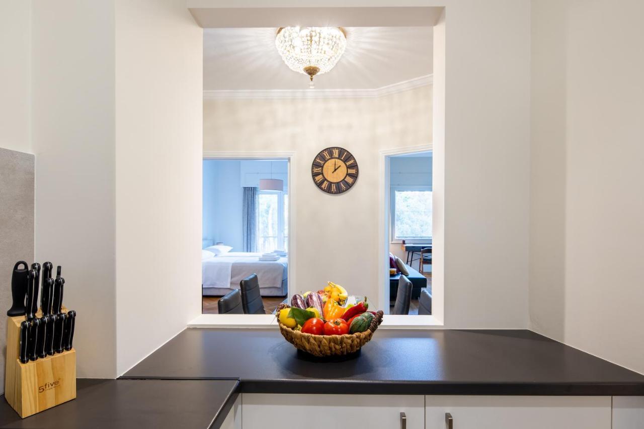 Renovated Apartment Near Acropolis Athena Bagian luar foto